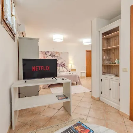Apartamento - Doccia Idromassaggio - Giardino Privato